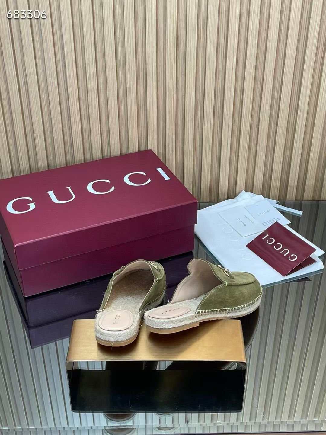 GUCCI 26S LOAFER MULES IN MOSS GREEN SUEDE