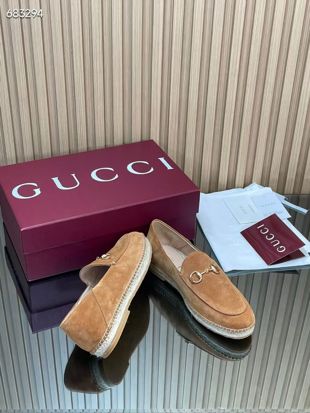 GUCCI 26S LOAFER IN BROWN SUEDE