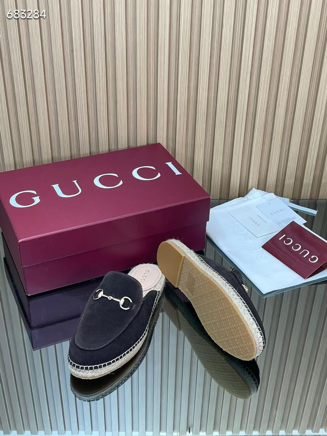 GUCCI 26S LOAFER MULES IN BLACK SUEDE